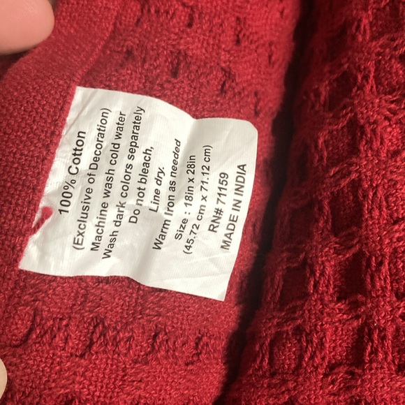 NWT- Gray Making Spirits Bright Farmtruck & Solid Red Waffle Knit- Towels 18x28 - Picture 11 of 17